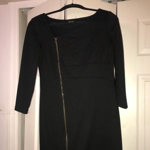 Sold!!!Front Zipper Black Dress